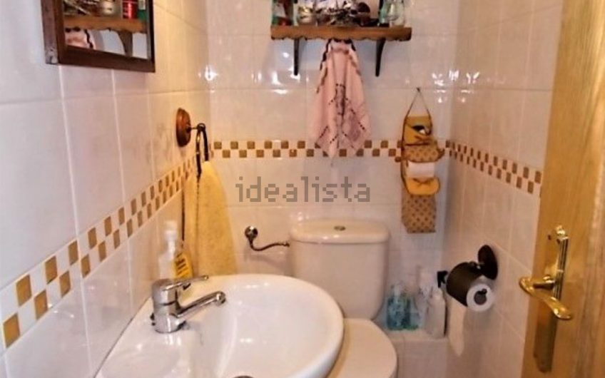 CHALET ADOSADO CORPA
